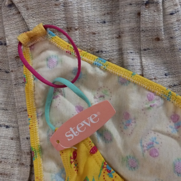 St. Eve M Panties Spring yellow Birds Trees Hot Pink Green Blue NEW - Picture 4 of 8